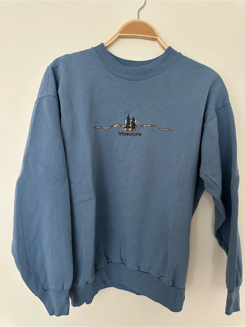 Hanes Men's Slate Blue Crewneck Sweatshirt with Yellowstone Graphic